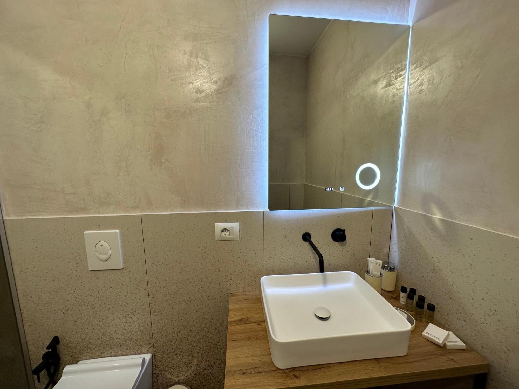 Scandinavian Apartments Al Tirana Extérieur photo